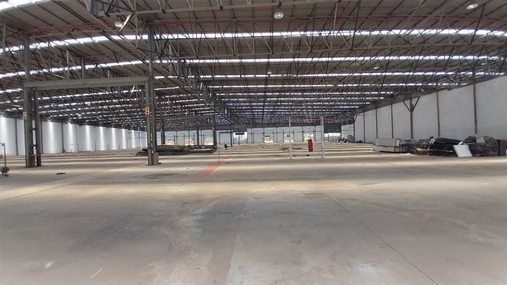 16000  m² Industrial space in East Lynne photo number 7