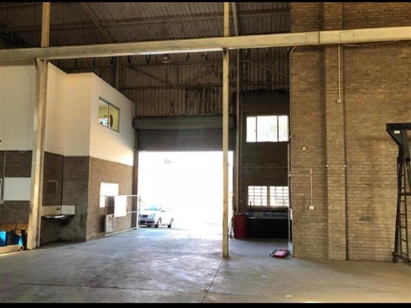 1218  m² Industrial space in Pinetown Central