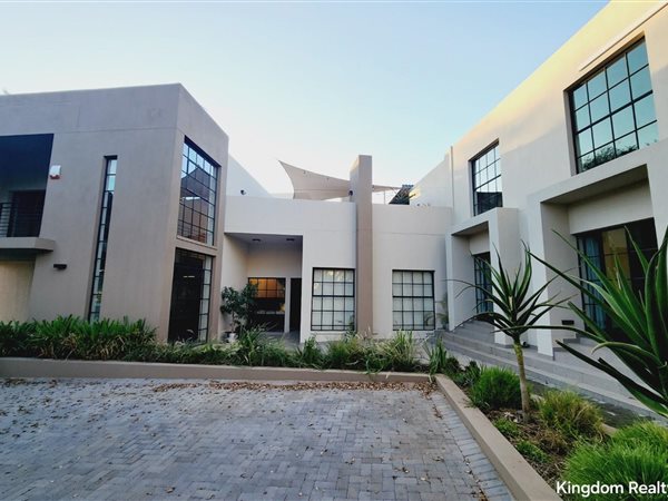 Commercial space in Groenkloof