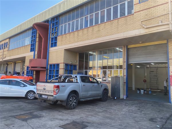 266  m² Industrial space in Pinetown Central