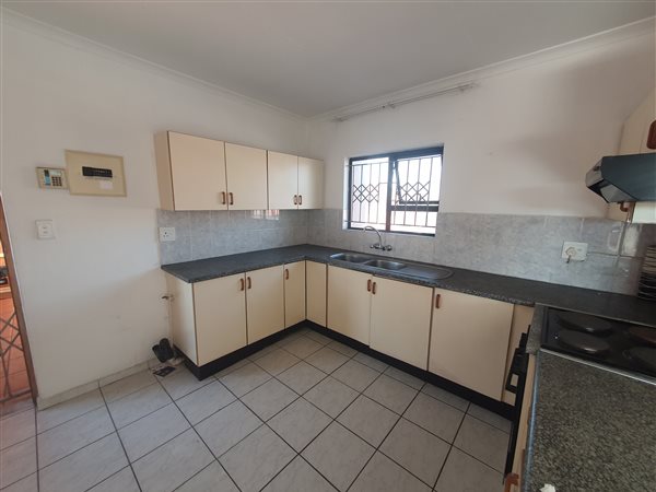 3 Bed Flat