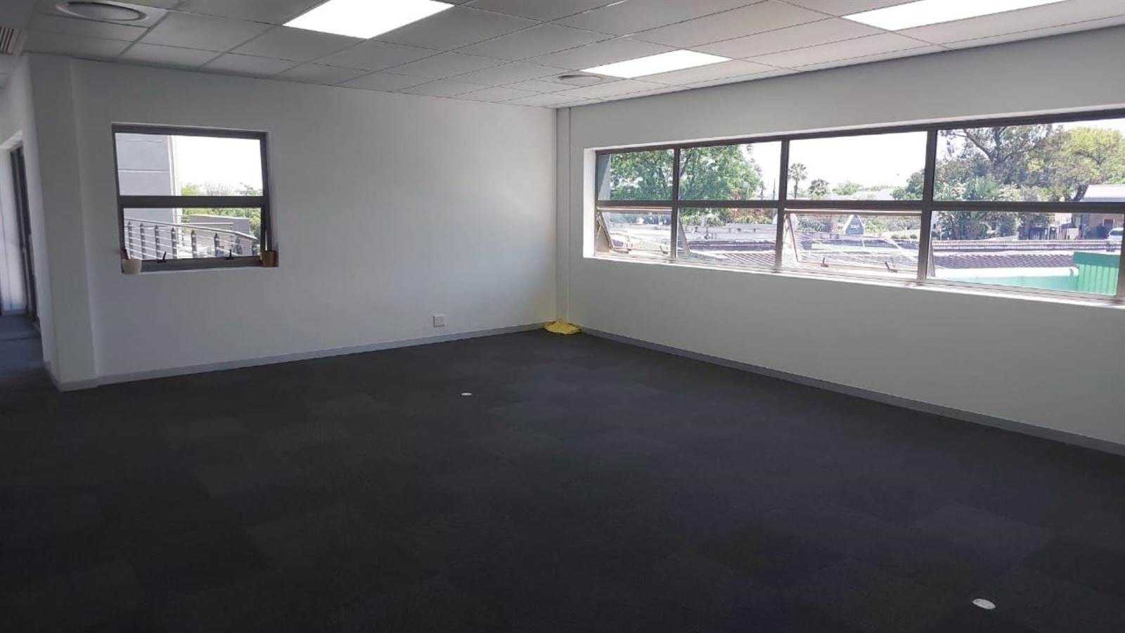 211  m² Commercial space in Fourways photo number 6