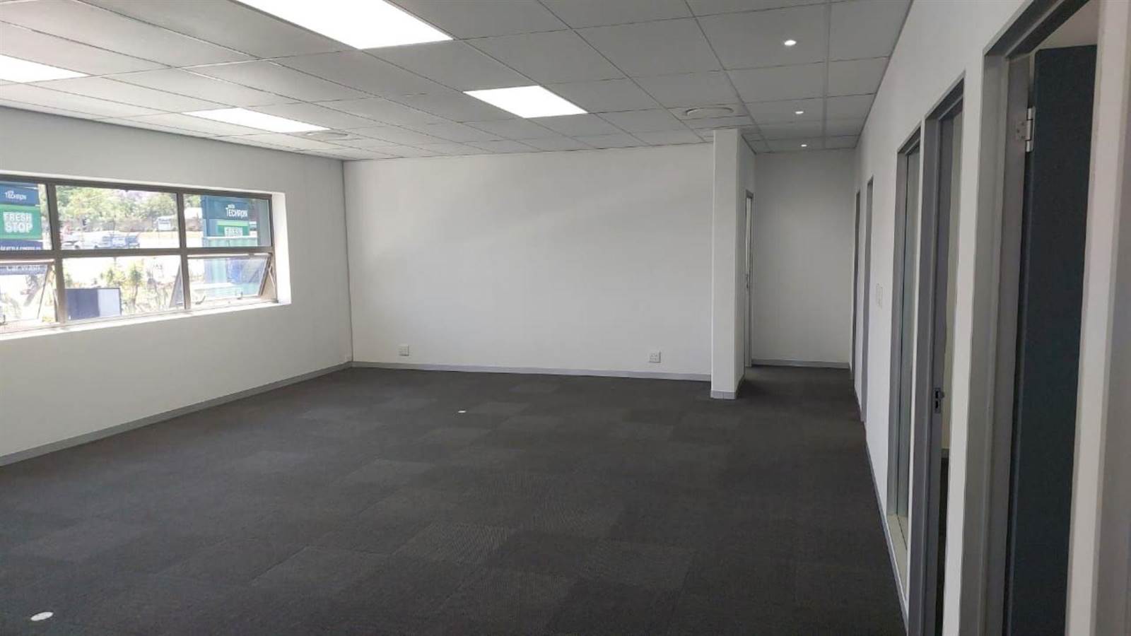 211  m² Commercial space in Fourways photo number 8