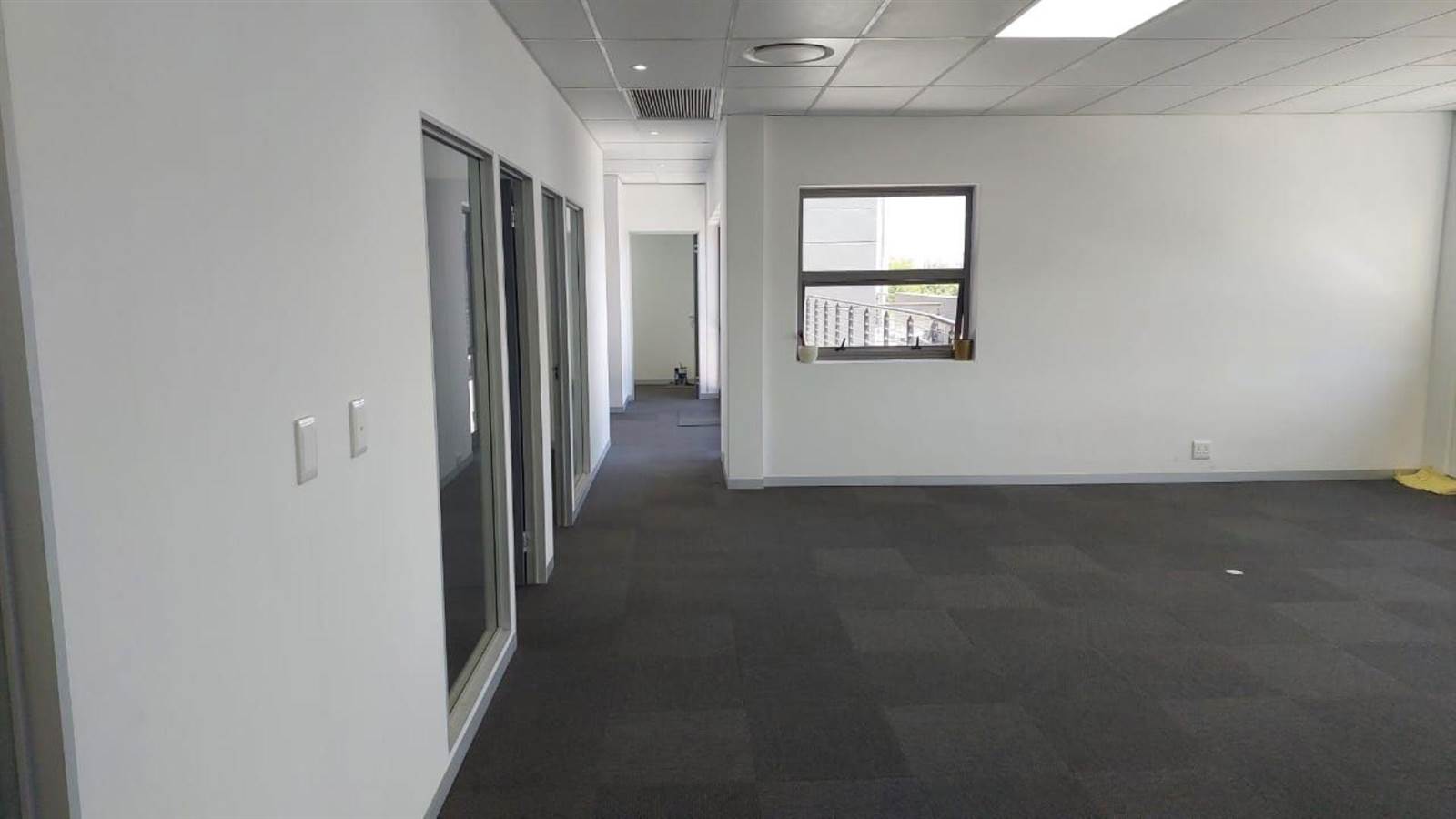 211  m² Commercial space in Fourways photo number 5