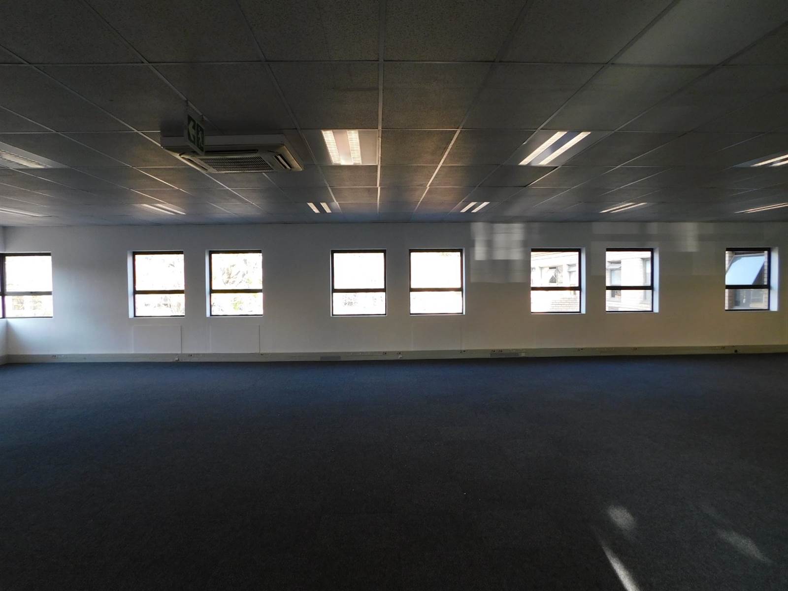454  m² Office Space in Illovo photo number 16