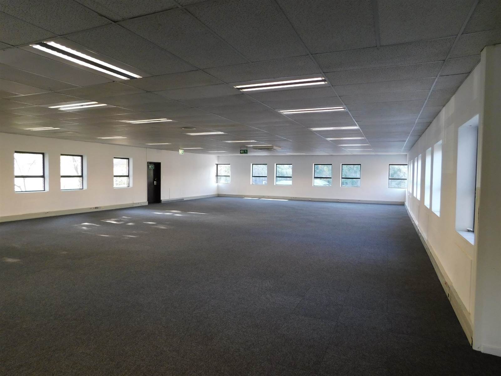 454  m² Office Space in Illovo photo number 7