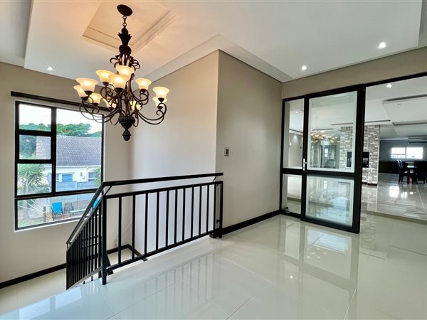 3 Bedroom Apartment 3 Bedroom Apartment