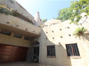 3 Bed House in Riviera