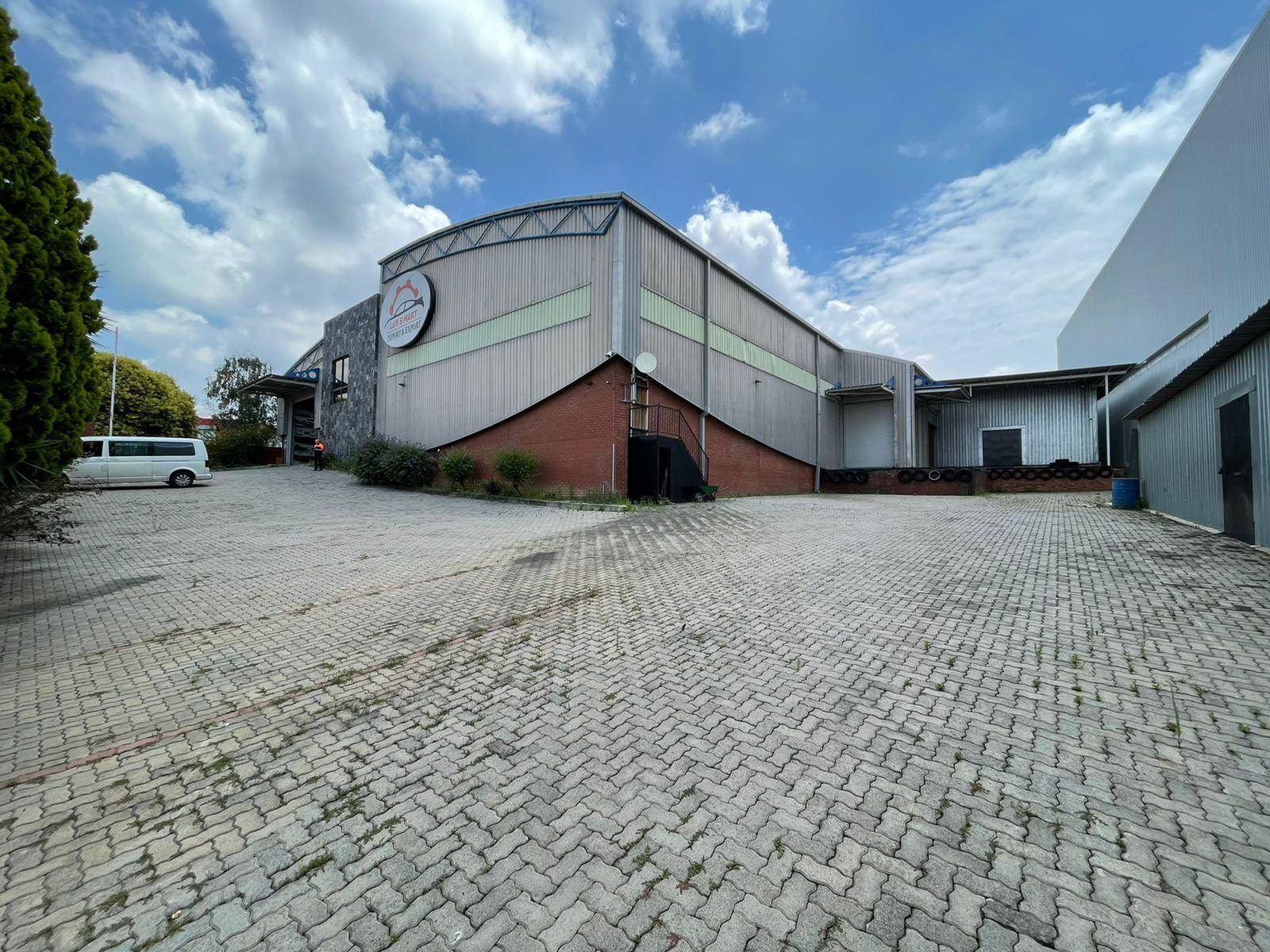 3150  m² Industrial space in Olivedale photo number 2