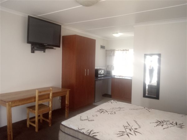 1 Bed Flat