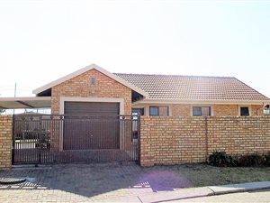 2 Bed House in Brakpan Central