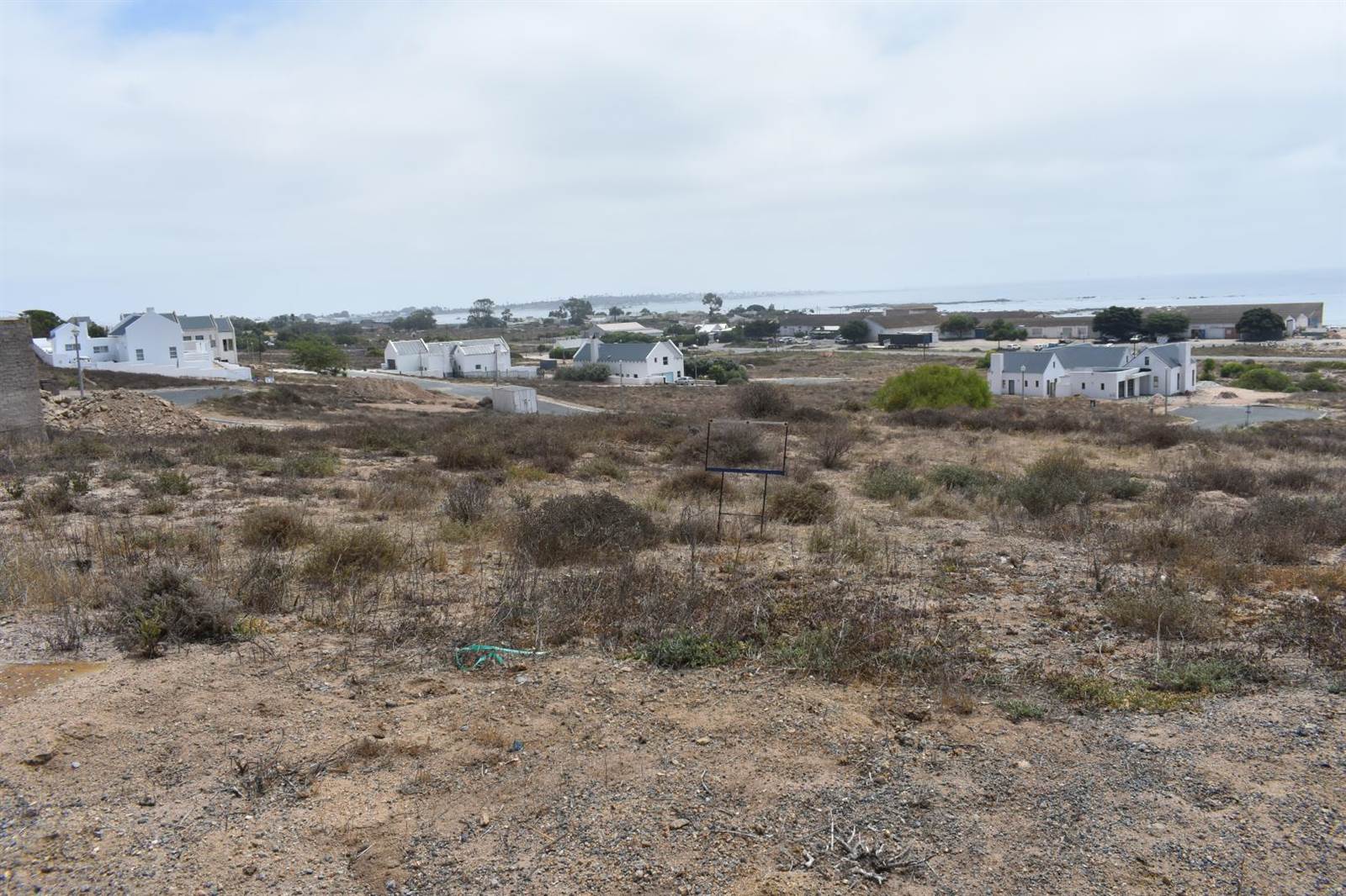 475 m² Land available in Da Gama Bay photo number 5