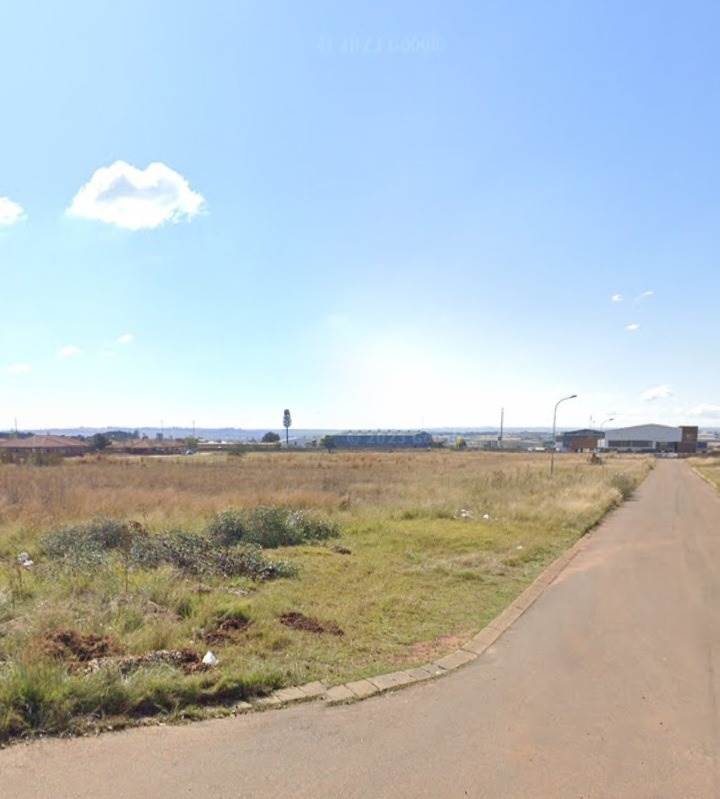 3045 m² Land available in Middelburg ext 18 photo number 2