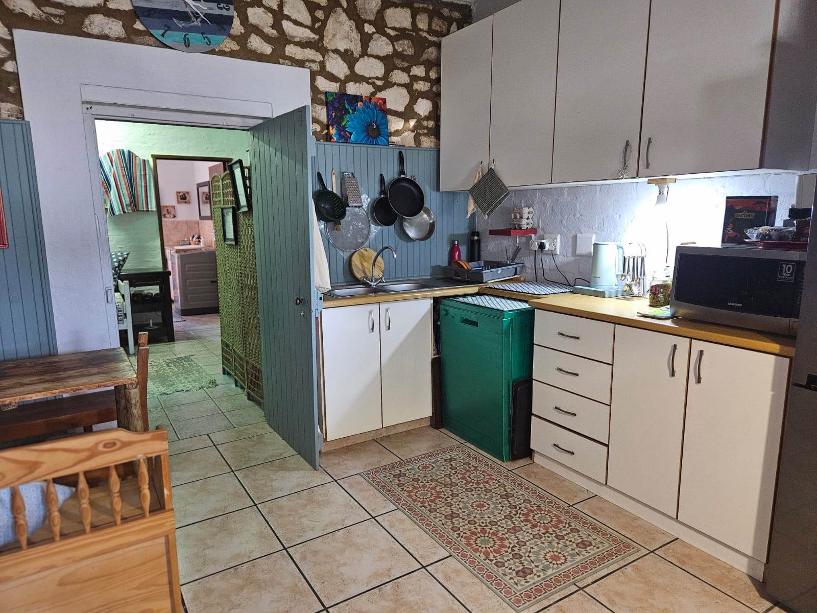 2 Bed Townhouse in Stilbaai photo number 8
