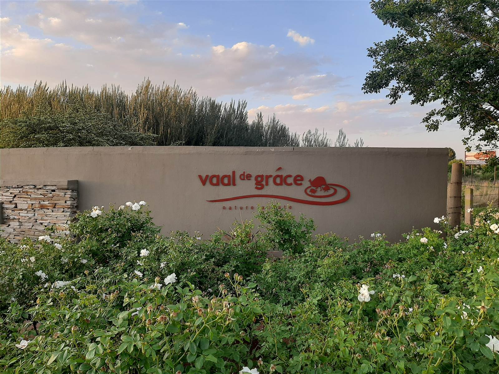 655 m² Land available in Vaal de Grace Golf Estate photo number 3