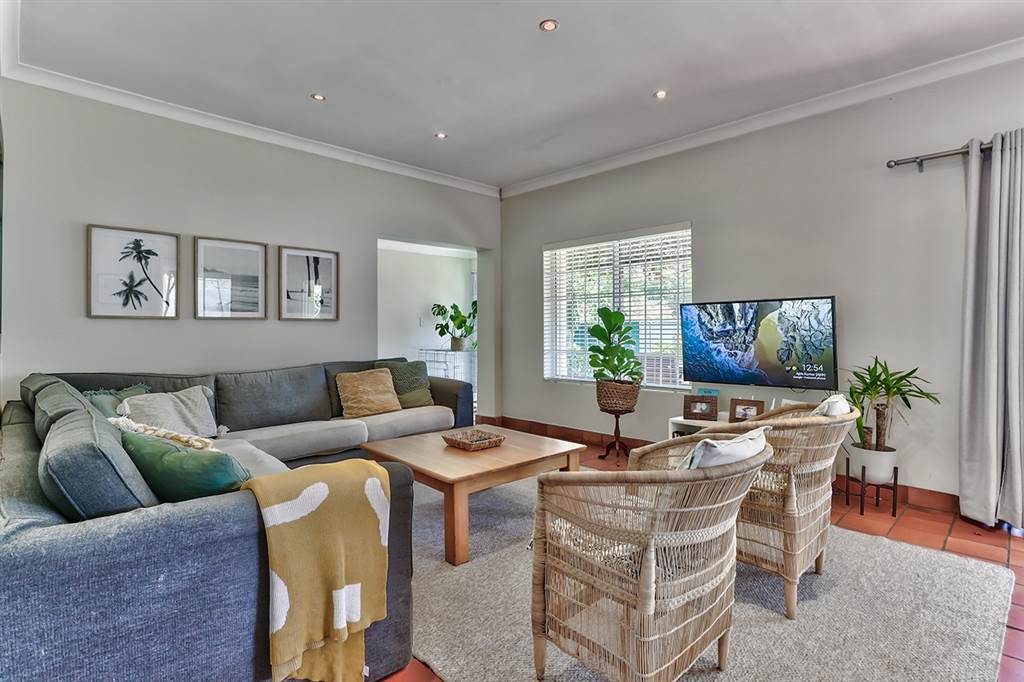 4 Bed House in Rondebosch photo number 8