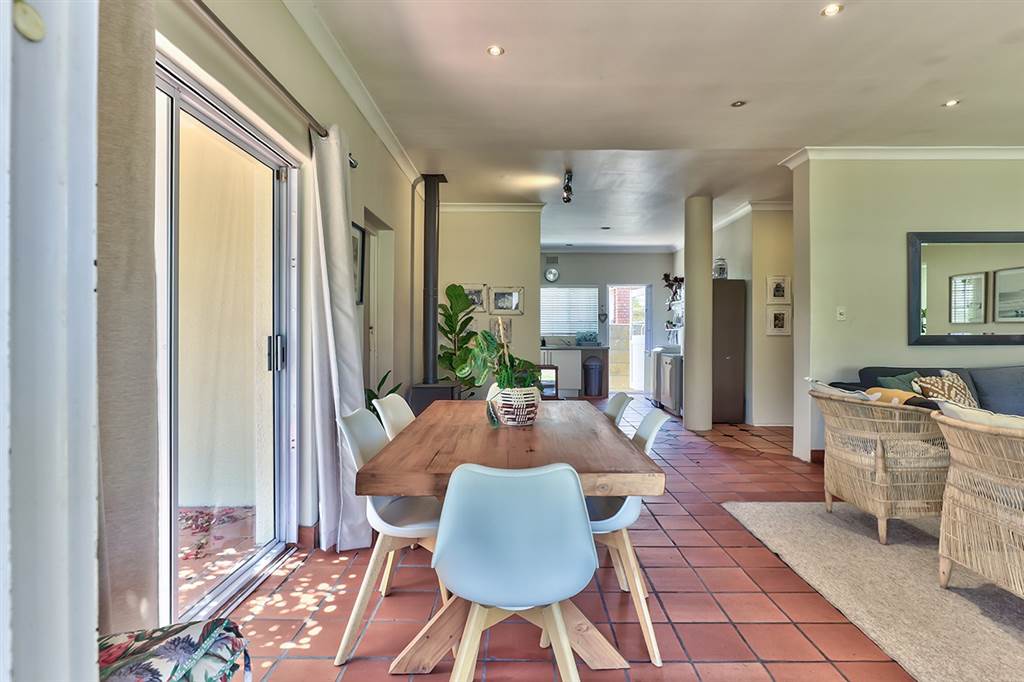 4 Bed House in Rondebosch photo number 9