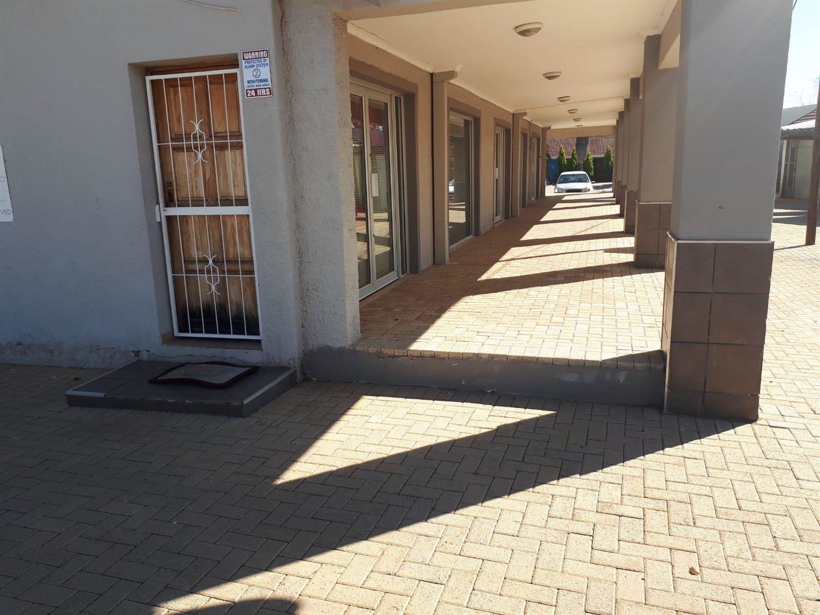 1581  m² Commercial space in Wilkoppies photo number 4