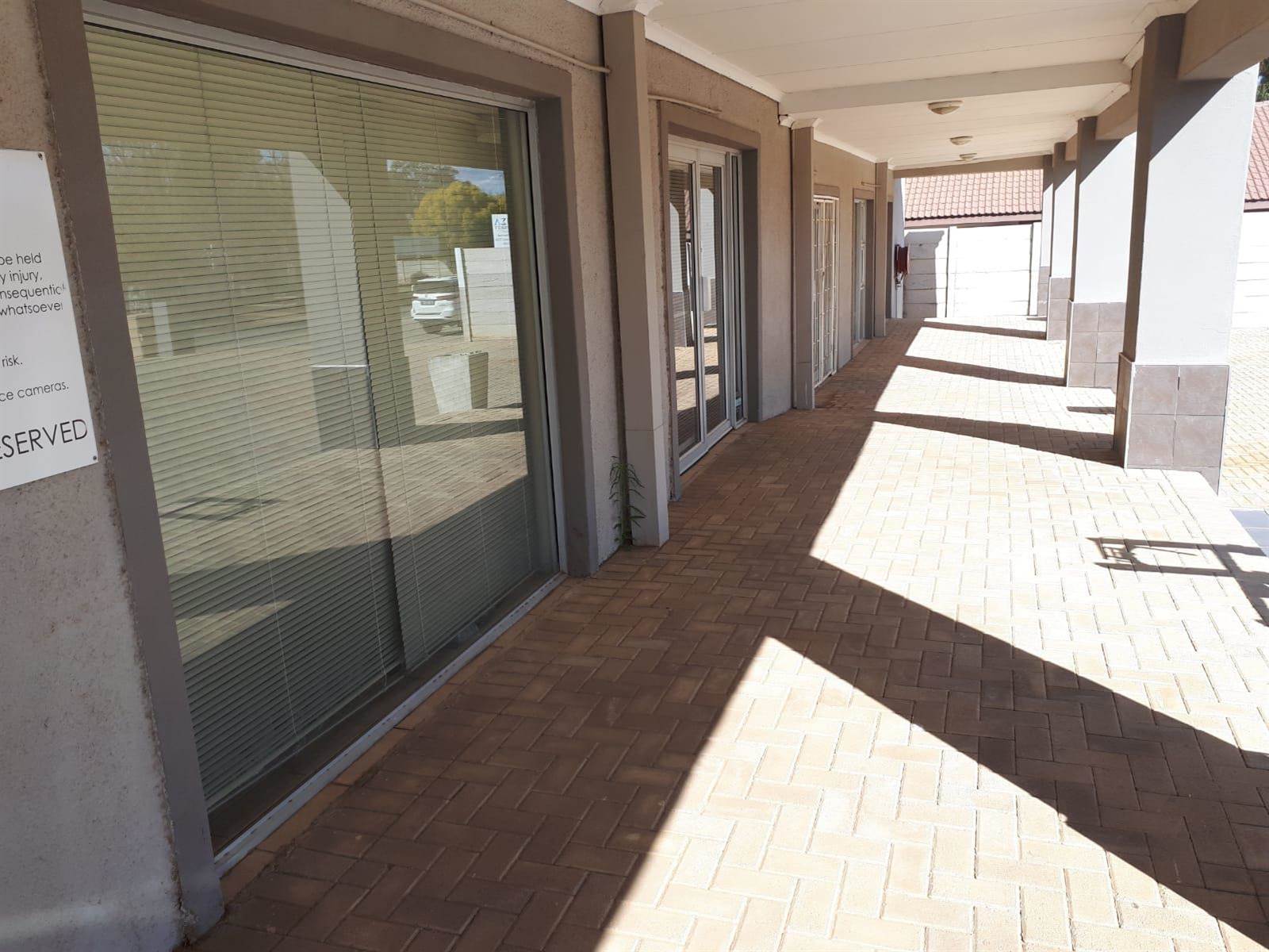 1581  m² Commercial space in Wilkoppies photo number 2