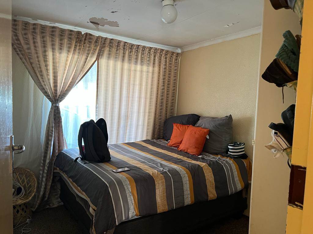 3 Bed House in Embalenhle photo number 7