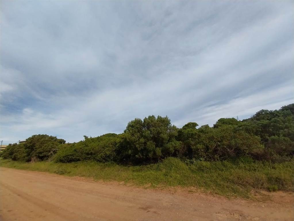 818 m² Land available in Paradise Beach photo number 8