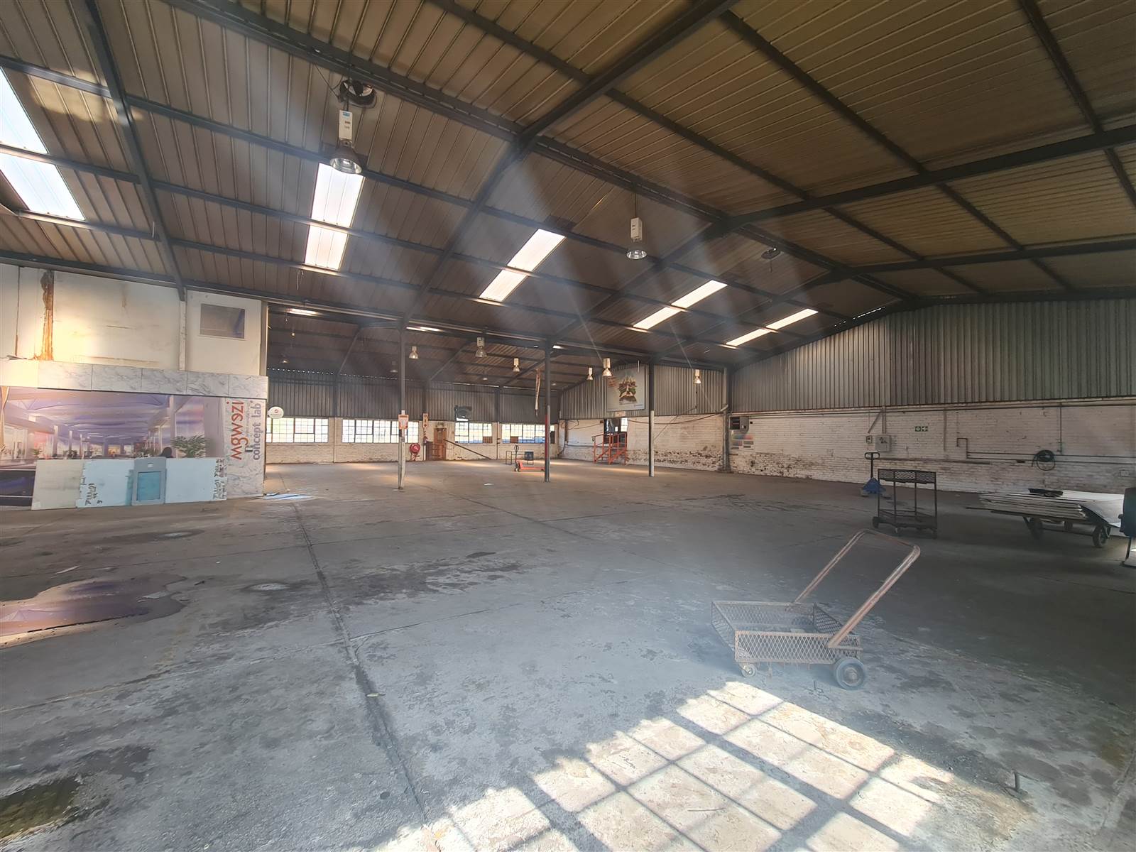 1256  m² Industrial space in Wadeville photo number 11