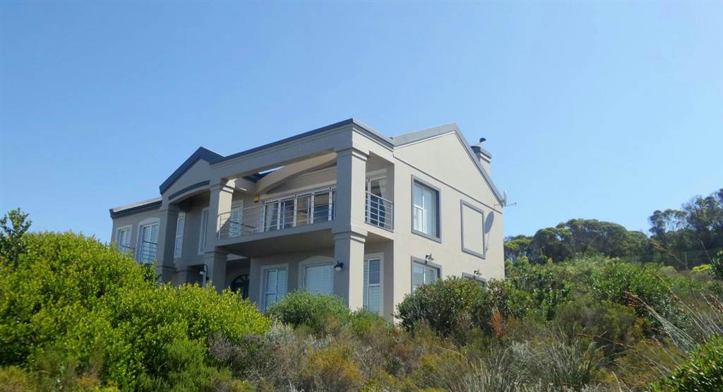 3 Bed House in Pinnacle Point Golf Estate photo number 7
