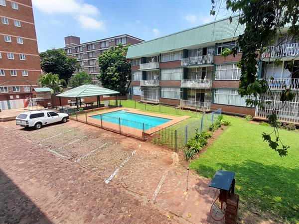 1.5 Bed Apartment in Wonderboom South