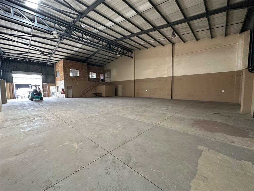 451  m² Industrial space in Stormill photo number 16