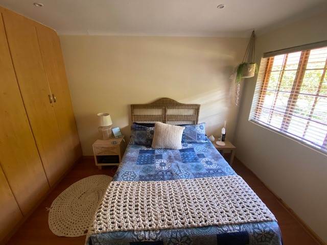 2 Bed House in Dolphin Creek Golf Estate photo number 9