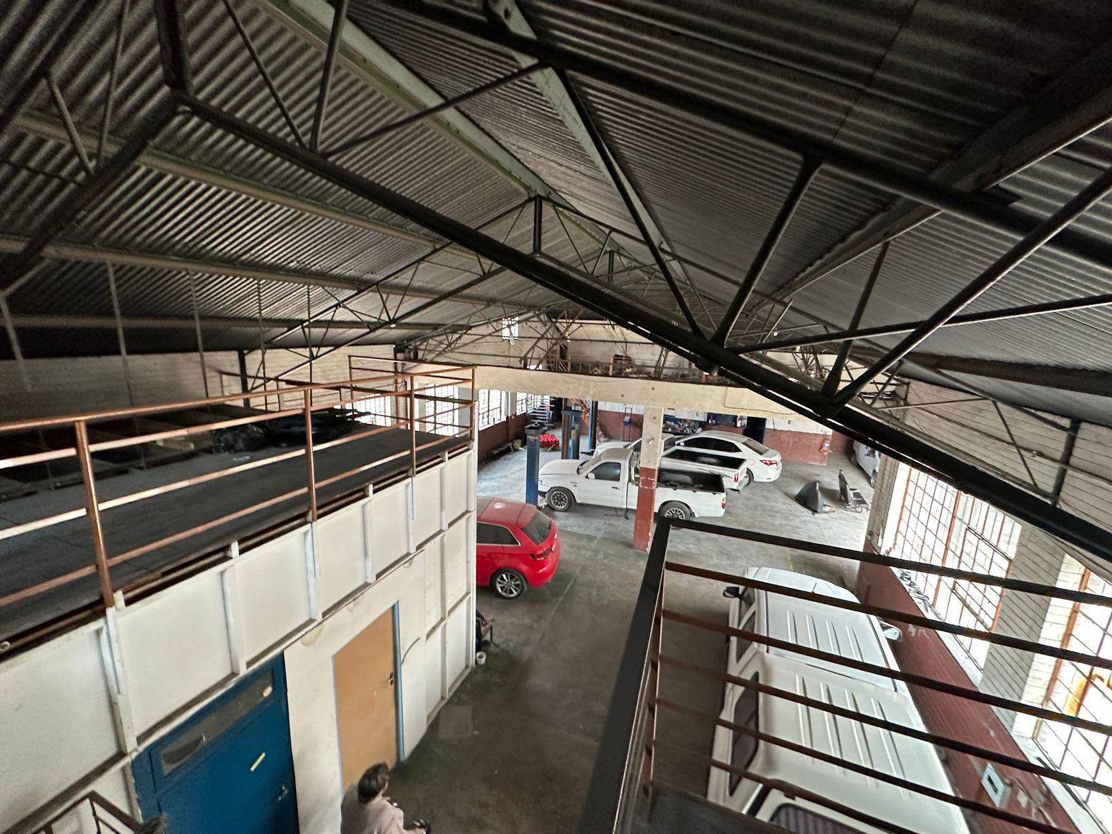 800  m² Industrial space in Booysens Reserve photo number 8