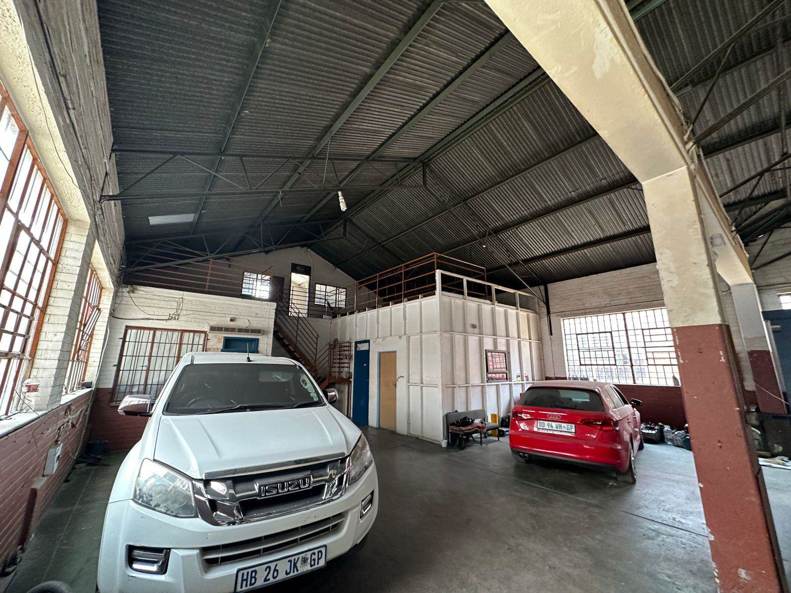 800  m² Industrial space in Booysens Reserve photo number 5