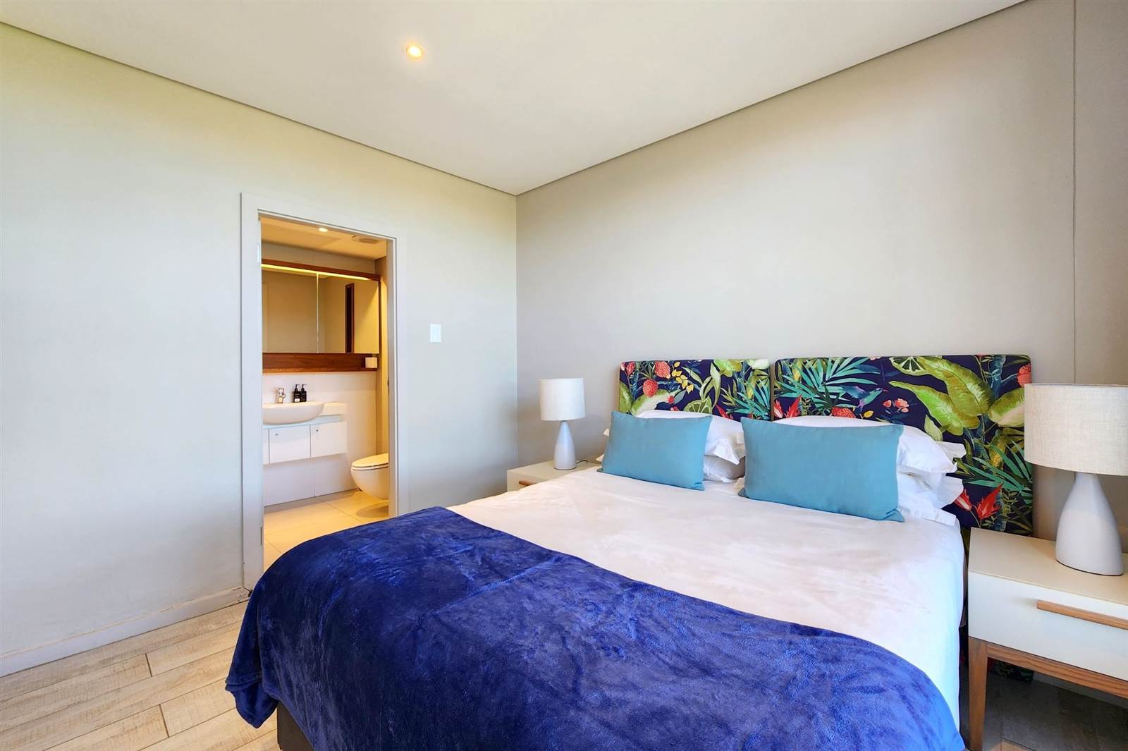 2 Bed Apartment in Zimbali Estate photo number 9