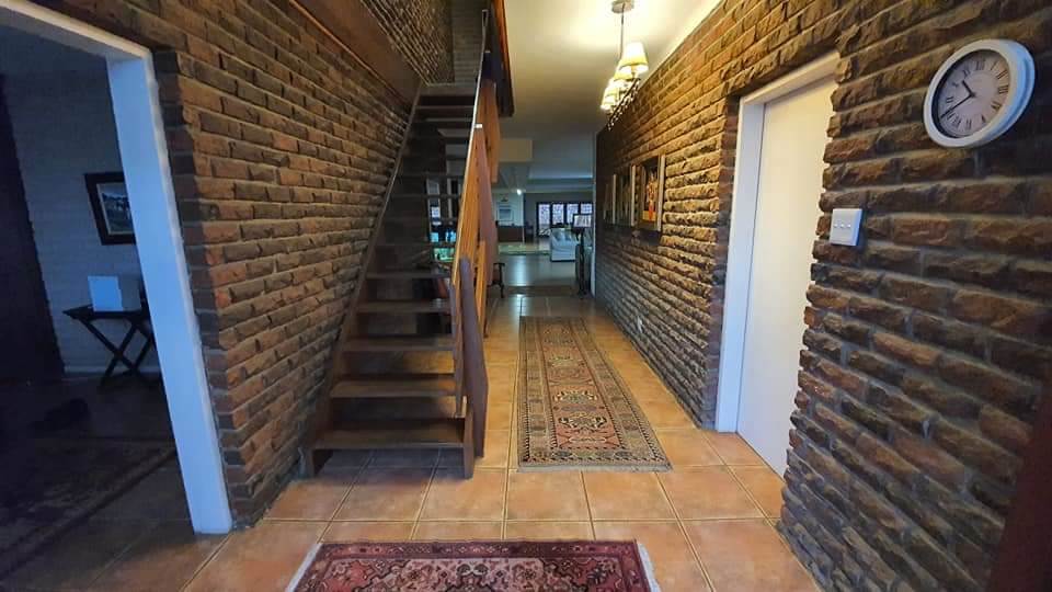 1 Bed Apartment in Rietfontein photo number 7