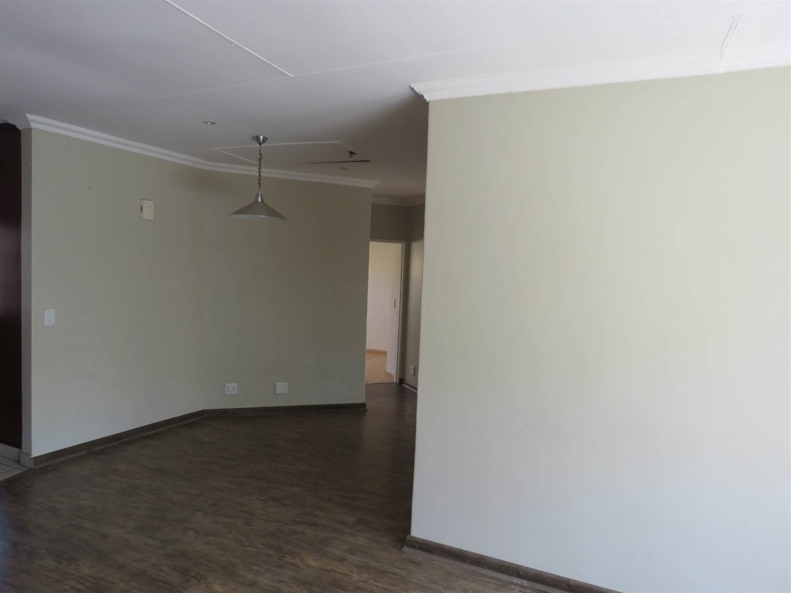3 Bed Townhouse in Harrismith photo number 6