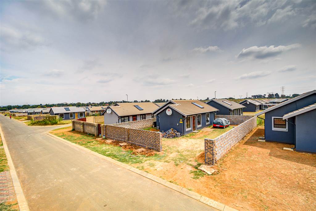 3 Bed House for sale in Dersley T3196798 Private Property