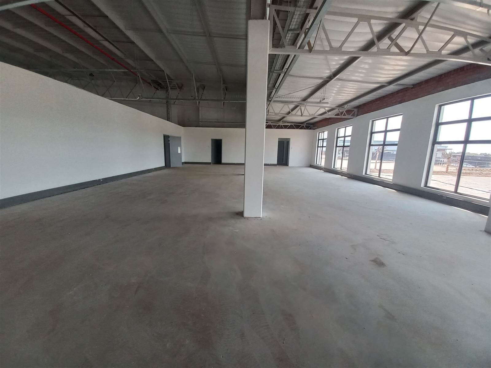 2196  m² Industrial space in Pomona photo number 12