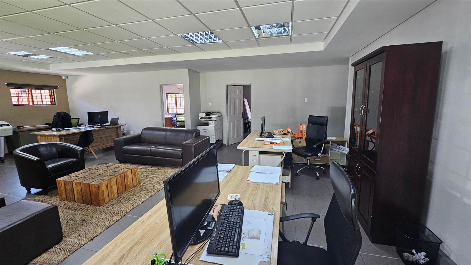 140  m² Office Space in Groenkol photo number 13