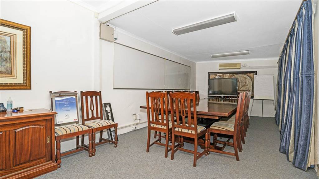 43 Bed House in Malvern East photo number 7