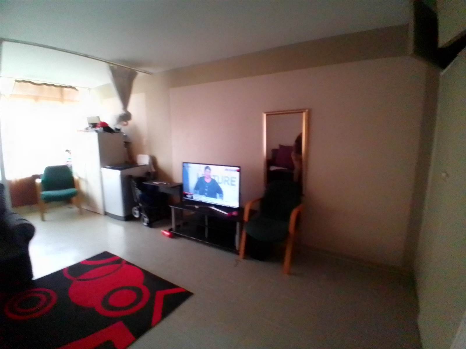 Bachelor apartment in Muckleneuk photo number 1