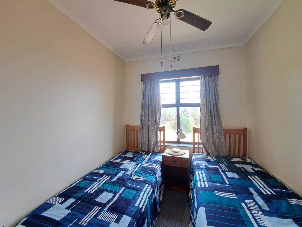 3 Bed Duplex in Port Edward photo number 29