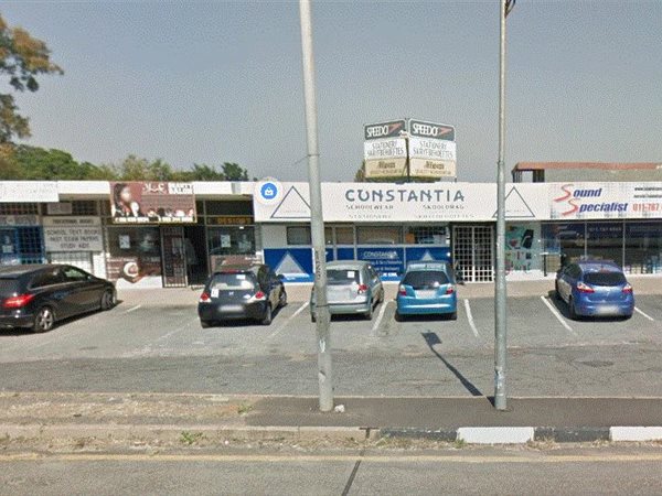60 m² Retail Space 60 m² Retail Space