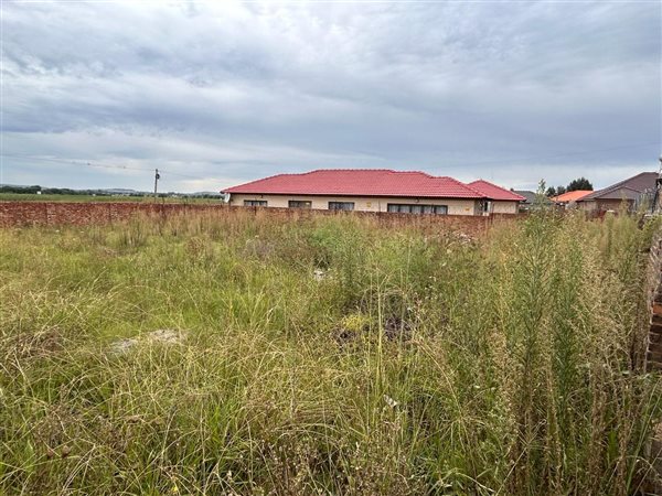 754 m² Land available in Baillie Park
