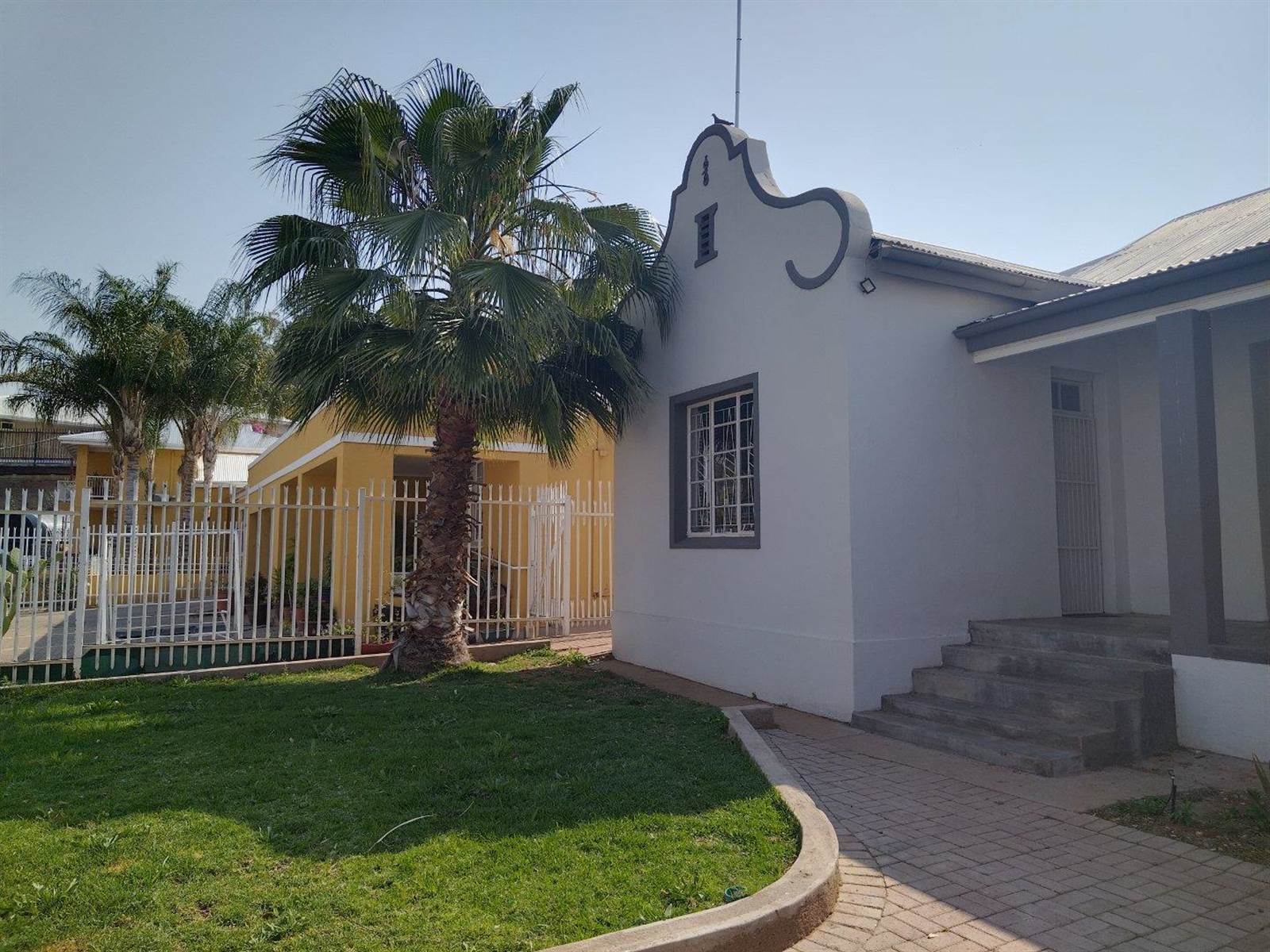 3 Bed House in Upington photo number 1