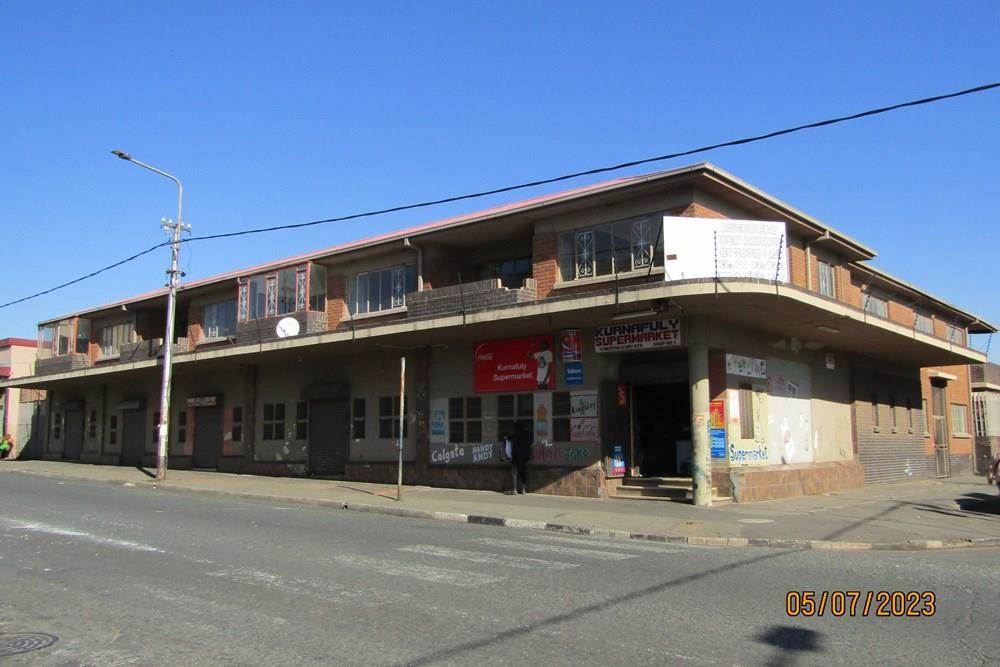 1 Bed Apartment in Turffontein photo number 10