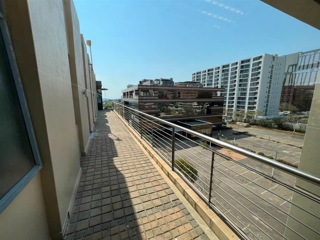 489 m² Commercial space to rent in Sandown RR4206642 Private Property