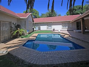 4 Bed House in Mackenzie Park