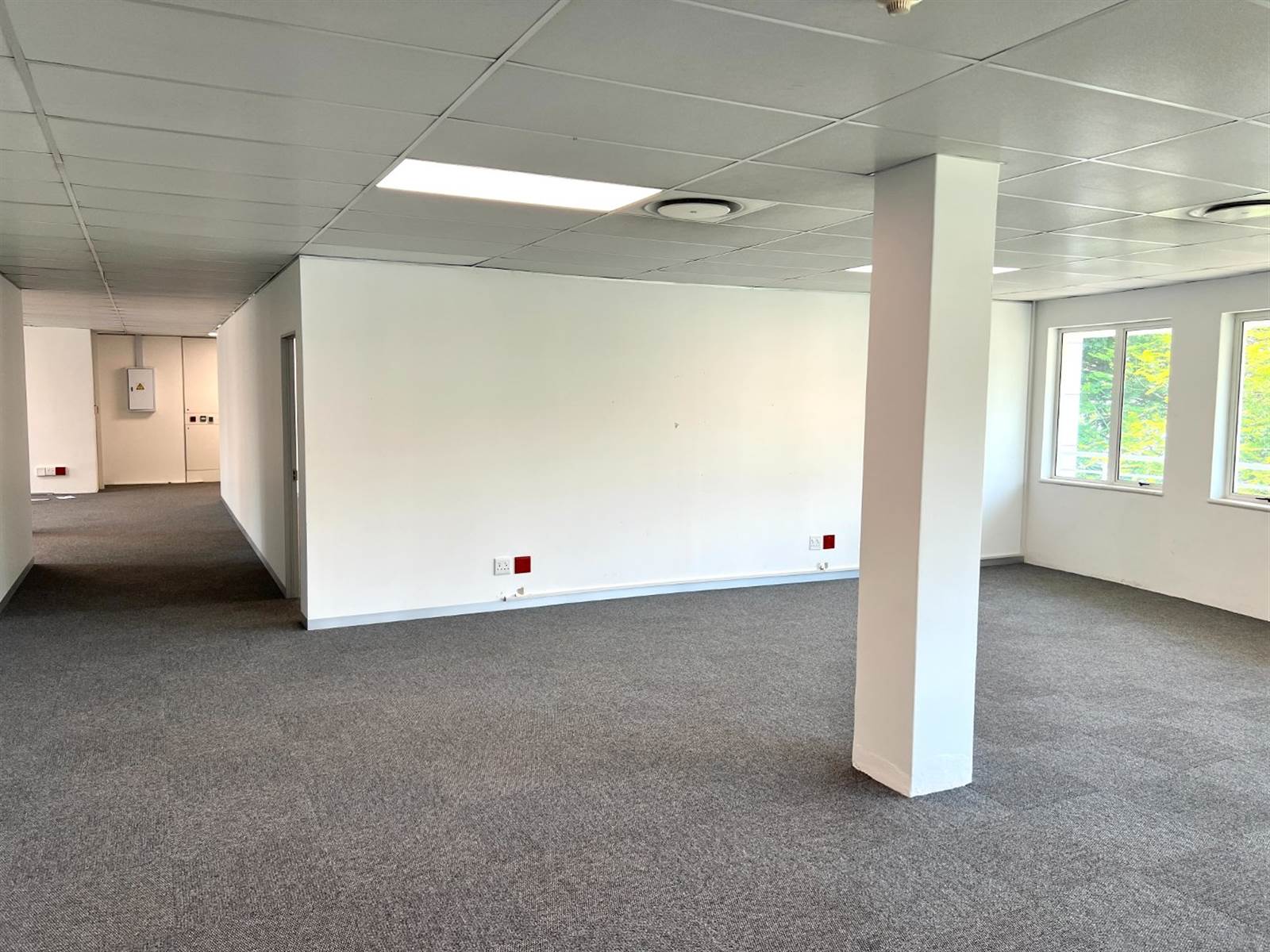 475  m² Commercial space in Morningside photo number 8