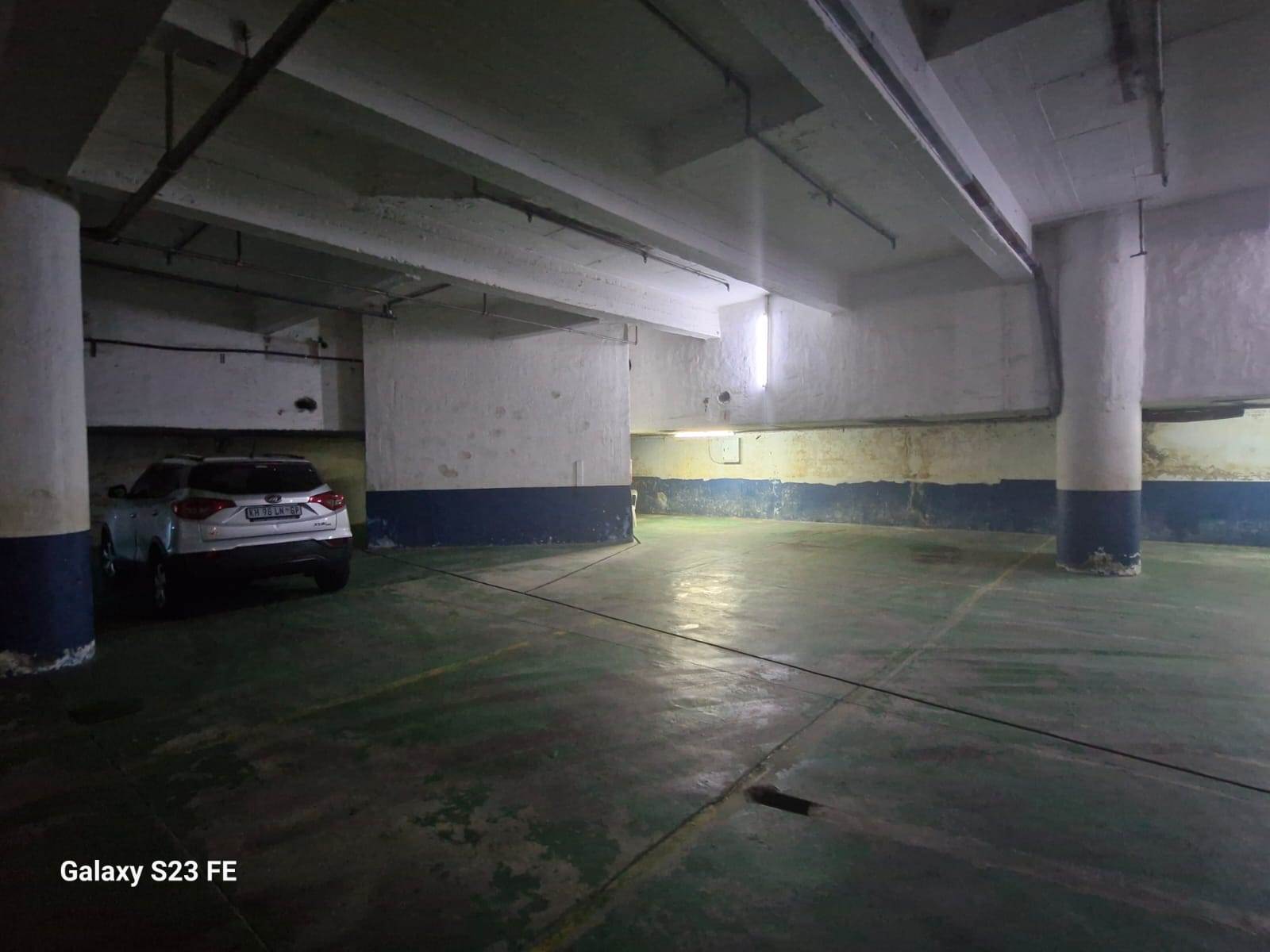 4200  m² Industrial space in Hillbrow photo number 11