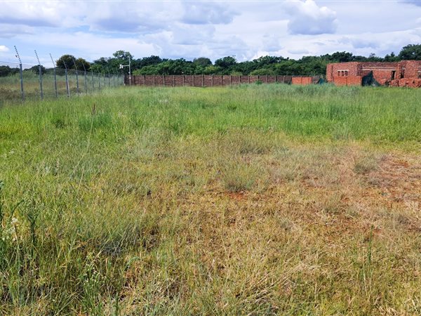 653 m² Land available in Derdepoort
